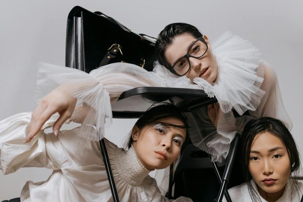 Le charme intemporel des colliers en émeraude